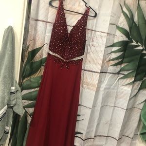 NEW Burgundy bridesmaid,formal,prom,evening dress.